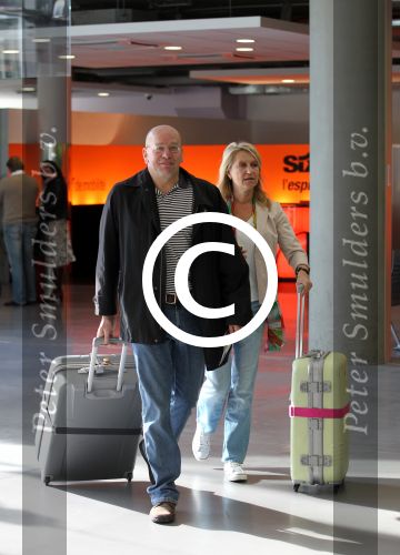 Nice 7 mei 2012
Fred Teeven met zijn vrouw op het vliegveld van Nice.
Peter Smulders bv