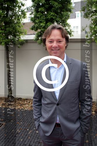 Breda 5 juni 2012
Presentatie Cook acadamy van Princess met Joop Braakhekke Geert Hoes Hind en Aad Ouborg. Frits Sissing
Peter Smulders bv