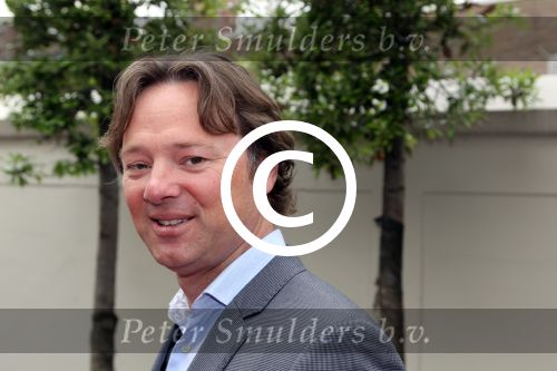 Breda 5 juni 2012
Presentatie Cook acadamy van Princess met Joop Braakhekke Geert Hoes Hind en Aad Ouborg. Frits Sissing
Peter Smulders bv