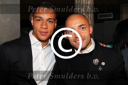 Amsterdam 15 mei 2012
Presentatie website van Gregory v d Wiel. Demy de Zeeuw
Peter Smulders bv