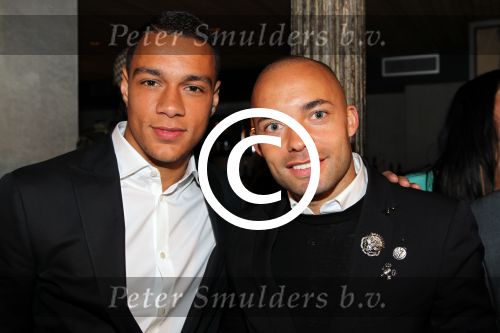 Amsterdam 15 mei 2012
Presentatie website van Gregory v d Wiel. Demy de Zeeuw
Peter Smulders bv