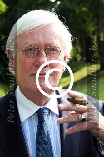 Breukelen 12 juni 2012
Haringparty op Neijenrode. Hans Wiegel
Peter Smulders bv