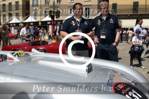 Brescia 16 en 17 mei 2012
State of Art is sponsor van de mille miglia en rijdt met div rijders in hun porsches spyder. Oa Jan Peter Balkenende Koen Wauters en jan Kees de Jager rijden mee.
Peter Smulders bv
Peter Smulders bv