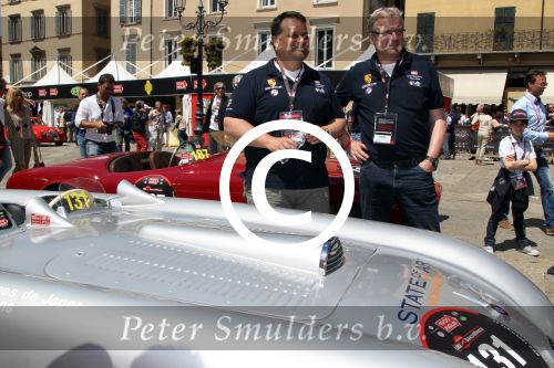 Brescia 16 en 17 mei 2012
State of Art is sponsor van de mille miglia en rijdt met div rijders in hun porsches spyder. Oa Jan Peter Balkenende Koen Wauters en jan Kees de Jager rijden mee.
Peter Smulders bv
Peter Smulders bv