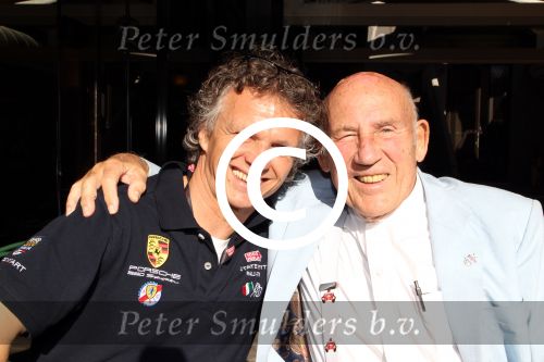 Brescia 16 en 17 mei 2012
State of Art is sponsor van de mille miglia en rijdt met div rijders in hun porsches spyder. Oa Jan Peter Balkenende Koen Wauters en jan Kees de Jager rijden mee. Jan Lammers met zijn vrouw en stirling Moss
Peter Smulders bv
Peter Smulders bv