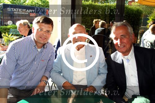 Brescia 16 en 17 mei 2012
State of Art is sponsor van de mille miglia en rijdt met div rijders in hun porsches spyder. Oa Jan Peter Balkenende Koen Wauters en jan Kees de Jager rijden mee.
Peter Smulders bv
Peter Smulders bv
