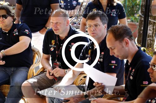 Brescia 16 en 17 mei 2012
State of Art is sponsor van de mille miglia en rijdt met div rijders in hun porsches spyder. Oa Jan Peter Balkenende Koen Wauters en jan Kees de Jager rijden mee.
Peter Smulders bv
Peter Smulders bv