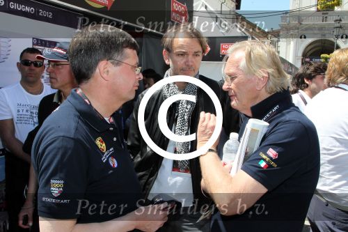 Brescia 16 en 17 mei 2012
State of Art is sponsor van de mille miglia en rijdt met div rijders in hun porsches spyder. Oa Jan Peter Balkenende Koen Wauters en jan Kees de Jager rijden mee. JP Harm Lagaay en Adrian v Hooydonk
Peter Smulders bv
Peter Smulders bv