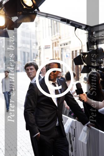 Amsterdam 22 mei 2012
Premiere Man in Black III in Tuschinski. John Williams met vrouw
Peter Smulders bv