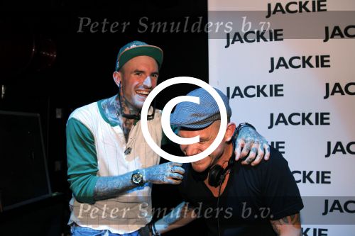 Amsterdam 14 juni 2012
Bachelor uitreiking in club Air van Jackie. Johnny de Mol en Ben Saunders
Peter Smulders bv