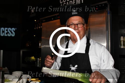 Breda 5 juni 2012
Presentatie Cook acadamy van Princess met Joop Braakhekke Geert Hoes Hind en Aad Ouborg.
Peter Smulders bv