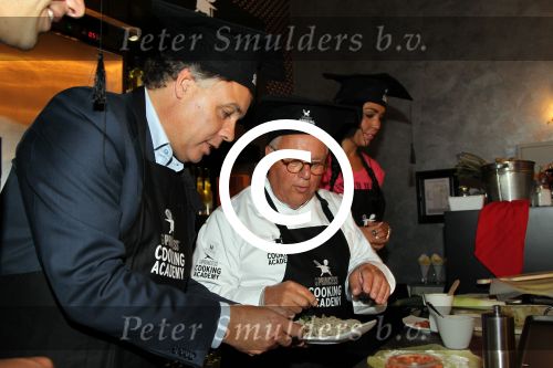 Breda 5 juni 2012
Presentatie Cook acadamy van Princess met Joop Braakhekke Geert Hoes Hind en Aad Ouborg.
Peter Smulders bv