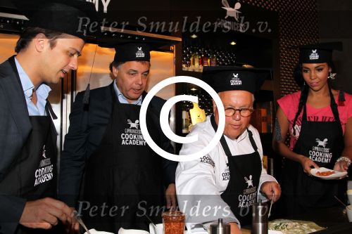 Breda 5 juni 2012
Presentatie Cook acadamy van Princess met Joop Braakhekke Geert Hoes Hind en Aad Ouborg.
Peter Smulders bv