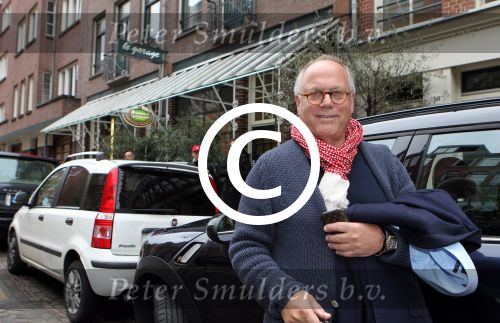 Amsterdam 8 mei 2012
Afscheid John Lukken van Beau Monde en aankondiging nieuwe hoofdredaktrice Mies de Vries bij le Garage. Joop Braakhekke
Peter Smulders bv