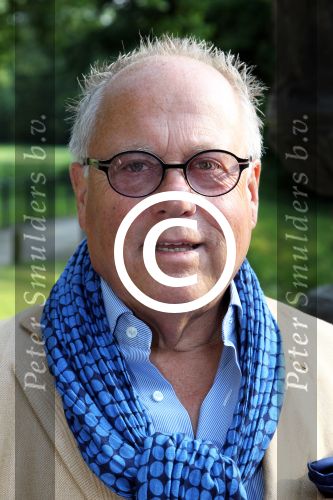 Breukelen 12 juni 2012
Haringparty op Neijenrode. Joop Braakhekke
Peter Smulders bv