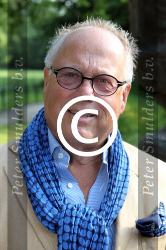 Breukelen 12 juni 2012
Haringparty op Neijenrode. Joop Braakhekke
Peter Smulders bv
