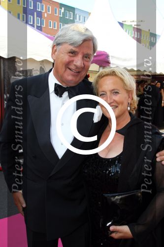 Amsterdam 2 juni 2012
Amsterdam diner in Heineken Music Hall HMH . Junior Zegger met vrouw
Peter Smulders bv