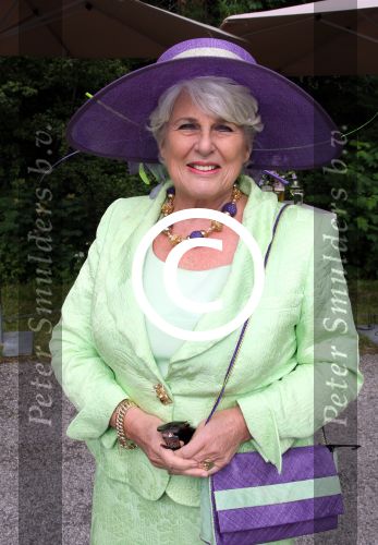 Breukelen 12 juni 2012
Haringparty op Neijenrode. Karla Peijs met man
Peter Smulders bv