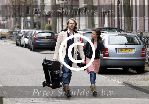 Amsterdam 4 maart 2012
Katja Romer Schuurman en Thijs Romer op straat in Amsterdam en in hun porsche 911 cabrio.
Peter Smulders bv