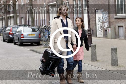 Amsterdam 4 maart 2012
Katja Romer Schuurman en Thijs Romer op straat in Amsterdam en in hun porsche 911 cabrio.
Peter Smulders bv