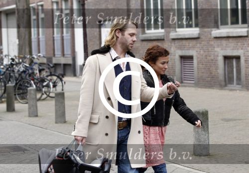 Amsterdam 4 maart 2012
Katja Romer Schuurman en Thijs Romer op straat in Amsterdam en in hun porsche 911 cabrio.
Peter Smulders bv