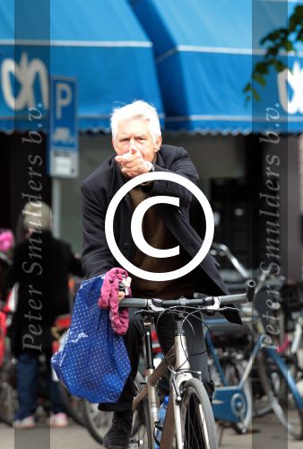 Amsterdam 5 juni 2012
Kees v Kooten op de fiets in Amsterdam.
Peter Smulders bv