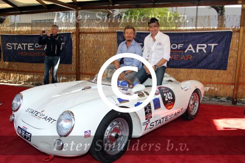 Brescia 16 en 17 mei 2012
State of Art is sponsor van de mille miglia en rijdt met div rijders in hun porsches spyder. Oa Jan Peter Balkenende Koen Wauters en jan Kees de Jager rijden mee.
Peter Smulders bv
Peter Smulders bv