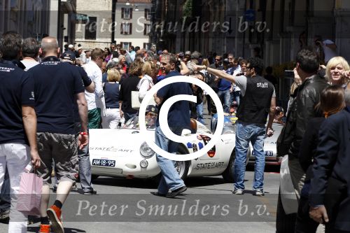 Brescia 16 en 17 mei 2012
State of Art is sponsor van de mille miglia en rijdt met div rijders in hun porsches spyder. Oa Jan Peter Balkenende Koen Wauters en jan Kees de Jager rijden mee.
Peter Smulders bv
Peter Smulders bv