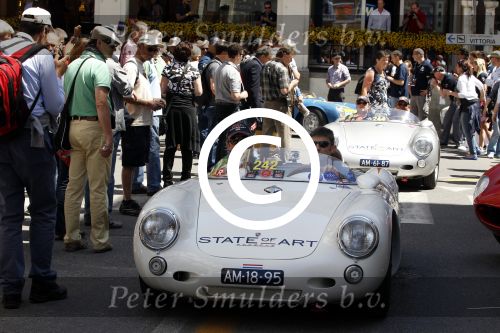 Brescia 16 en 17 mei 2012
State of Art is sponsor van de mille miglia en rijdt met div rijders in hun porsches spyder. Oa Jan Peter Balkenende Koen Wauters en jan Kees de Jager rijden mee.
Peter Smulders bv
Peter Smulders bv