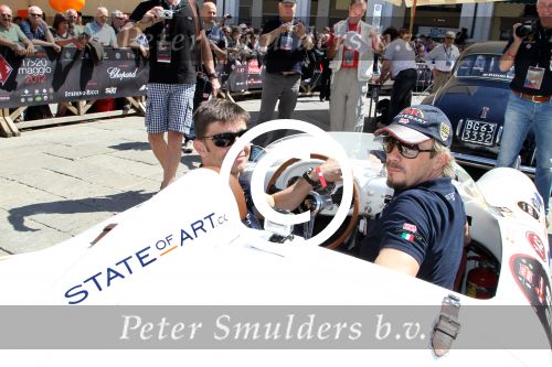 Brescia 16 en 17 mei 2012
State of Art is sponsor van de mille miglia en rijdt met div rijders in hun porsches spyder. Oa Jan Peter Balkenende Koen Wauters en jan Kees de Jager rijden mee.
Peter Smulders bv
Peter Smulders bv