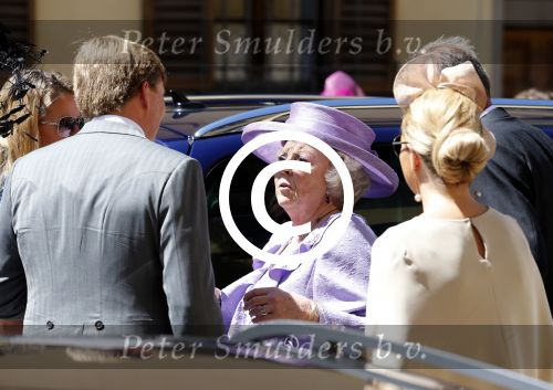 Florence 16 juni 2012
Trouwen Prinses Carolina de Borbon Parma en Albert Brenninkmeijer in de basilica di san Miniato al Monte. Koningin Beatrix met prinses Mabel Prins Willem Alexander en Prinses Maxima
Peter Smulders bv