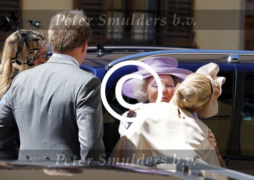 Florence 16 juni 2012
Trouwen Prinses Carolina de Borbon Parma en Albert Brenninkmeijer in de basilica di san Miniato al Monte. Koningin Beatrix met prinses Mabel Prins Willem Alexander en Prinses Maxima
Peter Smulders bv