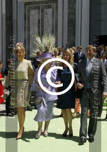 Florence 16 juni 2012
Trouwen Prinses Carolina de Borbon Parma en Albert Brenninkmeijer in de basilica di san Miniato al Monte. Koningin Beatrix met prinses Mabel Prins Willem Alexander en Prinses Maxima
Peter Smulders bv