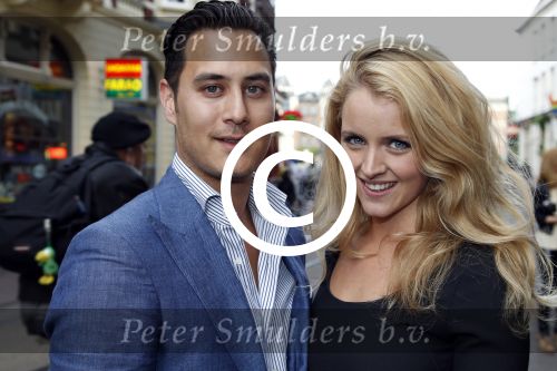 Amsterdam 14 juni 2012
Bachelor uitreiking in club Air van Jackie. Liza Sips met vriend
Peter Smulders bv