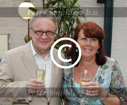 Amsterdam, 14 Juni 2012
Uitreiking eerste exemplaar Tour Express met hoofdredacteur Louis Bovee
Louis Bovee met vriendin
Foto Peter Smulders BV