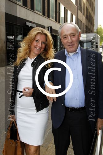 Amsterdam 14 juni 2012
Bachelor uitreiking in club Air van Jackie. Marcel Koster van breitling
Peter Smulders bv