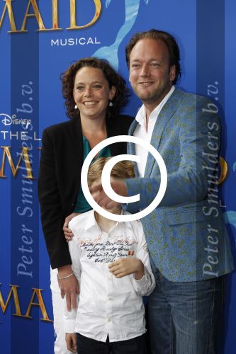 Rotterdam, 16 Juni 2012
Premiere Musical Little Mermaid in het Nieuwe Luxor theater
Marko de Koning met gezin
Foto Peter Smulders BV