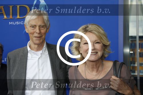 Rotterdam, 16 Juni 2012
Premiere Musical Little Mermaid in het Nieuwe Luxor theater
Martine Bijl met haar man Berend Boudewijn
Foto Peter Smulders BV