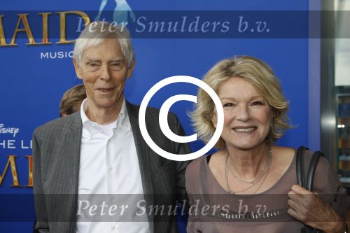Rotterdam, 16 Juni 2012
Premiere Musical Little Mermaid in het Nieuwe Luxor theater
Martine Bijl met haar man Berend Boudewijn
Foto Peter Smulders BV