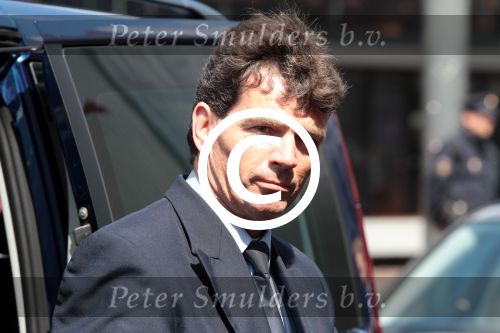 Amsterdam 6 juni 2012
Prinses Maxima Amalia Ariane en Alexia met hun vader Prins Willem Alexander
bij muziek concert in de heineken music hall. Arnold chauffeur
Peter Smulders bv