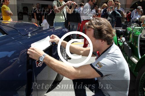 Brescia 16 en 17 mei 2012
State of Art is sponsor van de mille miglia en rijdt met div rijders in hun porsches spyder. Oa Jan Peter Balkenende Koen Wauters en jan Kees de Jager rijden mee. Mike en Toine Hezemans
Peter Smulders bv
Peter Smulders bv