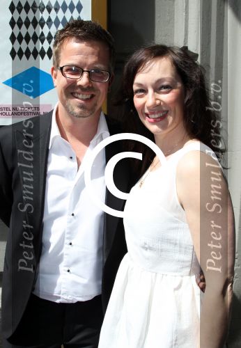 Amsterdam 10 juni 2012
Premiere Club van lelijke kinderen in carre. Miryanne v Reeden met Dennis
Peter Smulders bv