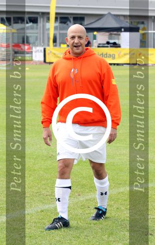 Amsterdam 1 juni 2012
Voetbaltournooi Johan Cruijff foundation in het olympisch stadion .
oa Johan Cruijff John Ewbank Thomas Acda Aron Winter Brian Roy Tonnie Bruins Slot Ronald de Boer William Spaay Najib Amhali Edwin v d Sar Raoul Heertje en Rohan Marley ( zoon Bob Marley) deden mee.
Peter Smulders bv
