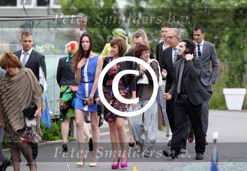 Amsterdam 9 juni 2012
Familie of vriendin van Olcay Gulsen trouwt op boot.
Peter Smulders bv