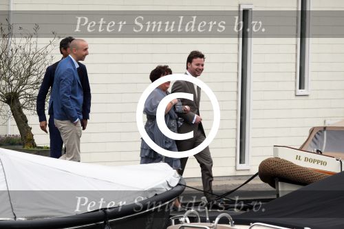 Amsterdam 9 juni 2012
Familie of vriendin van Olcay Gulsen trouwt op boot.
Peter Smulders bv