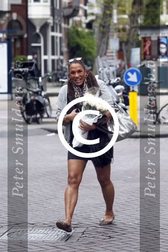 Amsterdam 8 mei 2012
Patty Brard op de cornelis schuytstraat.
Peter Smulders bv