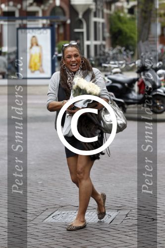 Amsterdam 8 mei 2012
Patty Brard op de cornelis schuytstraat.
Peter Smulders bv