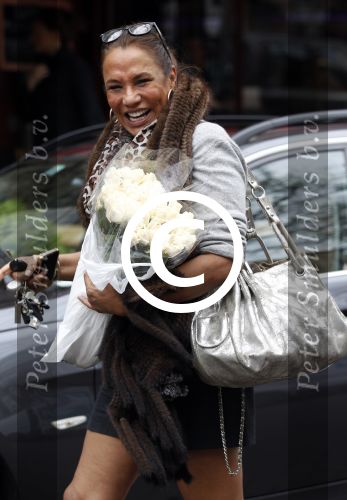 Amsterdam 8 mei 2012
Patty Brard op de cornelis schuytstraat.
Peter Smulders bv