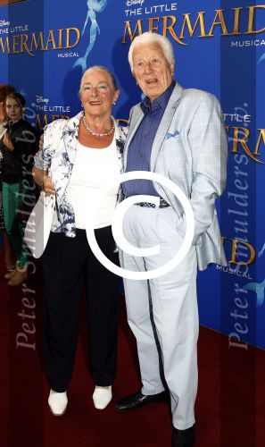 Rotterdam, 16 Juni 2012
Premiere Musical Little Mermaid in het Nieuwe Luxor theater
Paul v Gorcum met zijn echtgenote
Foto Peter Smulders BV