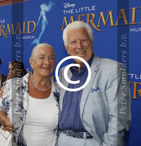 Rotterdam, 16 Juni 2012
Premiere Musical Little Mermaid in het Nieuwe Luxor theater
Paul v Gorcum met zijn echtgenote
Foto Peter Smulders BV